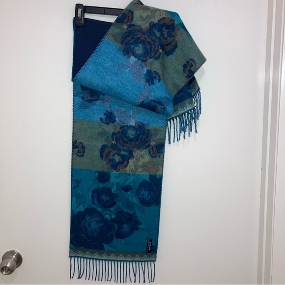 Soft winter scarf by FRAAS, Feel Cashmink, Blue, Turquoise, Gold - Picture 7 of 9